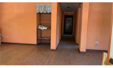 VENTA DE CASA AMPLIA Y CON EXCELENTE CONECTIVIDAD