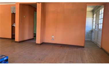 VENTA DE CASA AMPLIA Y CON EXCELENTE CONECTIVIDAD