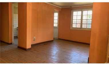 VENTA DE CASA AMPLIA Y CON EXCELENTE CONECTIVIDAD