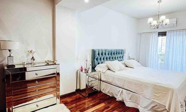 Departamento en venta - 2 Dormitorios 1 Baño - Cochera - 76Mts2 - La Plata