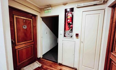 Departamento en venta - 2 Dormitorios 1 Baño - Cochera - 76Mts2 - La Plata