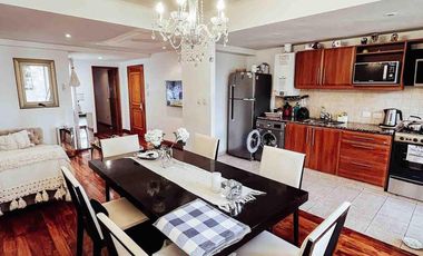 Departamento en venta - 2 Dormitorios 1 Baño - Cochera - 76Mts2 - La Plata