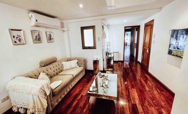 Departamento en venta - 2 Dormitorios 1 Baño - Cochera - 76Mts2 - La Plata