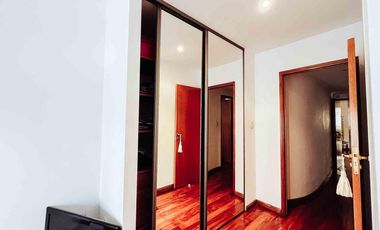 Departamento en venta - 2 Dormitorios 1 Baño - Cochera - 76Mts2 - La Plata