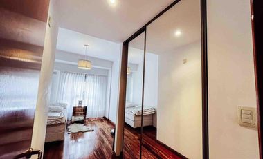 Departamento en venta - 2 Dormitorios 1 Baño - Cochera - 76Mts2 - La Plata
