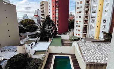 Departamento en venta - 2 Dormitorios 1 Baño - Cochera - 76Mts2 - La Plata