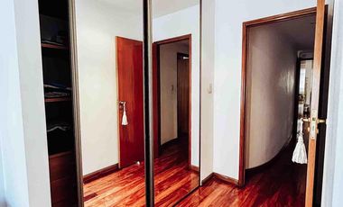 Departamento en venta - 2 Dormitorios 1 Baño - Cochera - 76Mts2 - La Plata