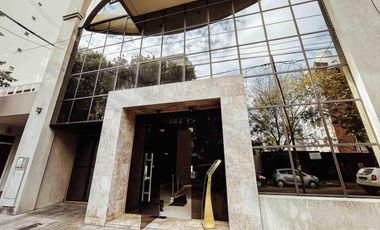 Departamento en venta - 2 Dormitorios 1 Baño - Cochera - 76Mts2 - La Plata