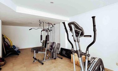 Departamento en venta - 2 Dormitorios 1 Baño - Cochera - 76Mts2 - La Plata