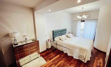 Departamento en venta - 2 Dormitorios 1 Baño - Cochera - 76Mts2 - La Plata
