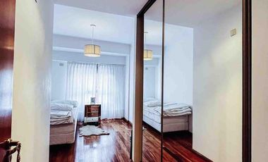 Departamento en venta - 2 Dormitorios 1 Baño - Cochera - 76Mts2 - La Plata