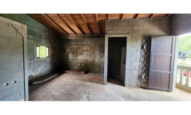 VENTA DE LOTE ESQUINERO EN SANTIAGO DE TOLÚ - SUCRE
