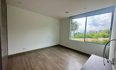 Casa en venta en san lucas, Parte alta de Envigado con Domótica