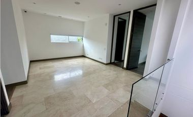 Casa en venta en san lucas, Parte alta de Envigado con Domótica