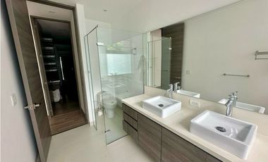 Casa en venta en san lucas, Parte alta de Envigado con Domótica
