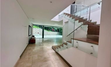 Casa en venta en san lucas, Parte alta de Envigado con Domótica