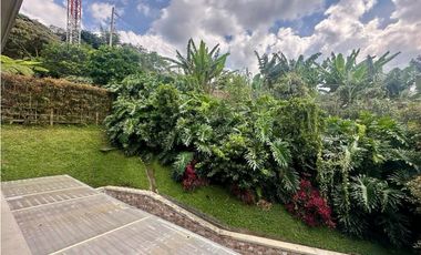 Casa en venta en san lucas, Parte alta de Envigado con Domótica