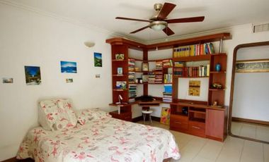 Apartamento vista al mar primera línea de playa  Rodadero Sur - 005 R