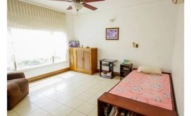 Apartamento vista al mar primera línea de playa  Rodadero Sur - 005 R