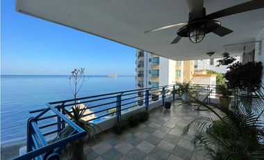 Apartamento vista al mar primera línea de playa  Rodadero Sur - 005 R