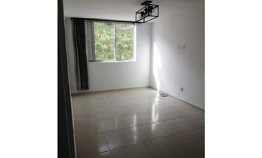 ARRIENDA APARTAMENTO PUERTAS DEL SOL
