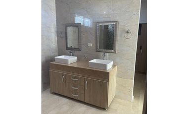 Venta de casa 2 plantas conjunto cerrado  en el Rodadero