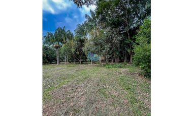 En Venta Lote Campestre en Condominio La Florida  (Vía Restrepo)