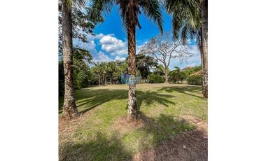 En Venta Lote Campestre en Condominio La Florida  (Vía Restrepo)