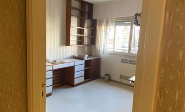 4 AMBIENTES CON DEPENDENCIA EN RECOLETA