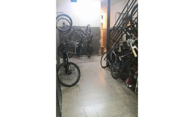 4 AMBIENTES CON DEPENDENCIA EN RECOLETA