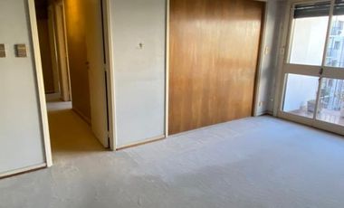 4 AMBIENTES CON DEPENDENCIA EN RECOLETA