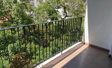 4 AMBIENTES CON DEPENDENCIA EN RECOLETA