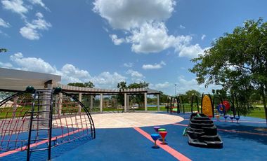 CASA EN VENTA CON RECAMARA EN PLANTA BAJA EN PRIVADA CUMBRES NOVO NORTE