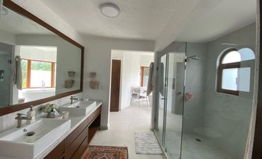 Casa en Renta en Club de Golf los Encinos