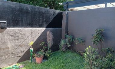 Casa en venta - 2 Dormitorios 2 Baños - Local - 334Mts2 - Burzaco