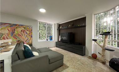 Venta de Casa Unidad Cerrada El Poblado