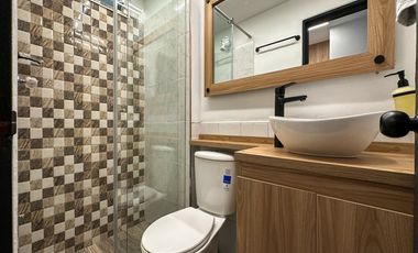 Se Alquila Apartaestudio En San Fernado, En Cuarto Piso Con Ascensor, Para  Rentas Cortas O De Larga Estancia.