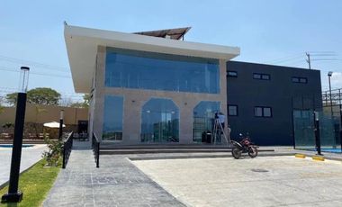 Casa en fraccionamiento residencial puerta de hierro