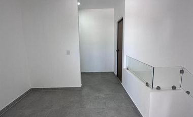 Casa en fraccionamiento residencial puerta de hierro