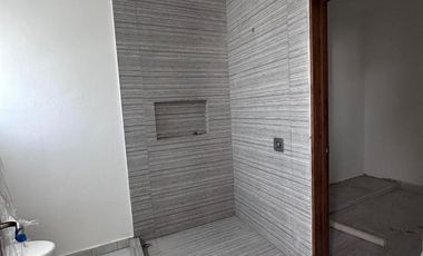 Casa en fraccionamiento residencial puerta de hierro