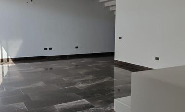 Casa en  RESIDENCIAL PUERTA DE HIERRO