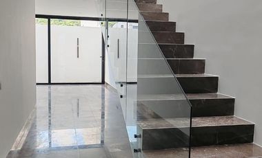 Casa en  RESIDENCIAL PUERTA DE HIERRO