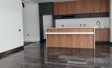 Casa en  RESIDENCIAL PUERTA DE HIERRO
