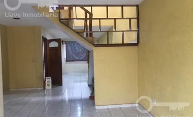 Casa en venta en Privada ubicada en calle Cuauhtémoc, Col. Gpe Victoria, Coatzacoalcos, Veracruz.