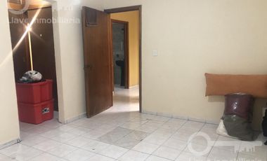 Casa en venta en Privada ubicada en calle Cuauhtémoc, Col. Gpe Victoria, Coatzacoalcos, Veracruz.