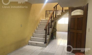 Casa en venta en Privada ubicada en calle Cuauhtémoc, Col. Gpe Victoria, Coatzacoalcos, Veracruz.