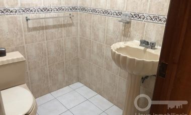 Casa en venta en Privada ubicada en calle Cuauhtémoc, Col. Gpe Victoria, Coatzacoalcos, Veracruz.