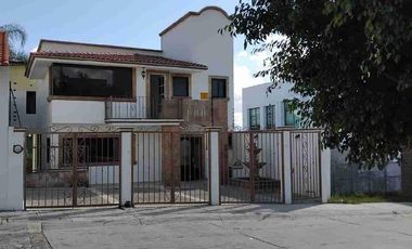 Casa en  Casa en Renta - Venta , Residencial Ixtapan, Ixtapan de La sal