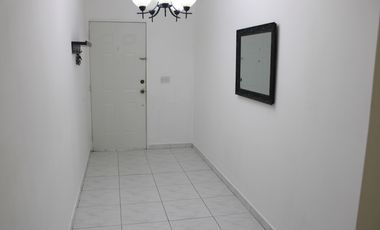 Se Alquila casa en Residencial Altos Valle Dorado Chorrera