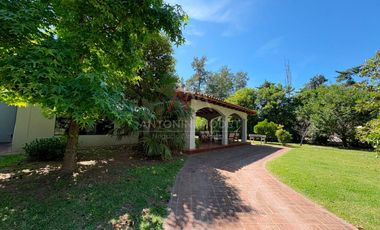 ALQUILER DE CASA EN Pilar